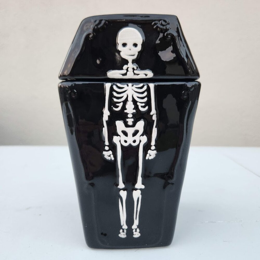 NEW Ceramic Coffin Jar Bathroom Decor Black Goth Skeleton Party Decorations Goth